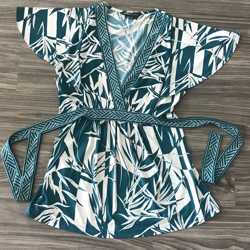 BCBG Max Azria Tie Around Patterned Top size M